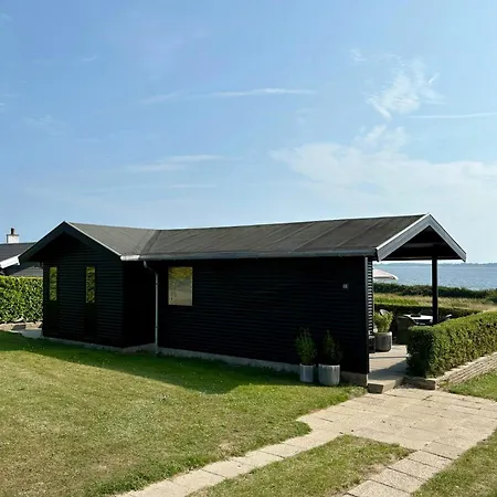 Overlooking South Funen Archipelago بيت للعطل *