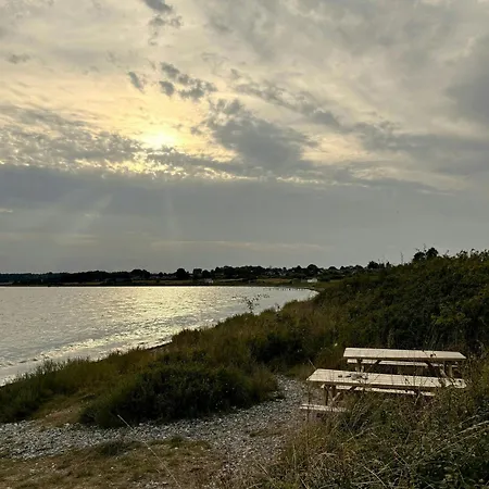 Overlooking South Funen Archipelago Feriehus *